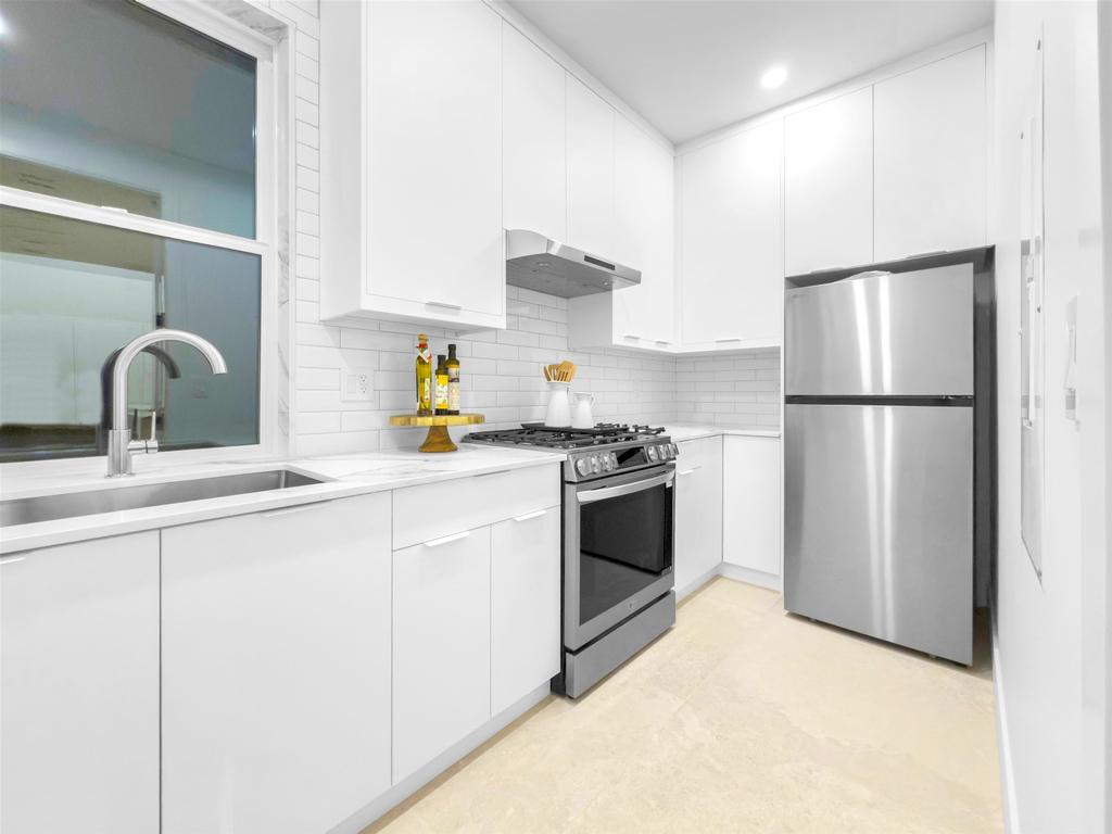 Listing Image for R3092997