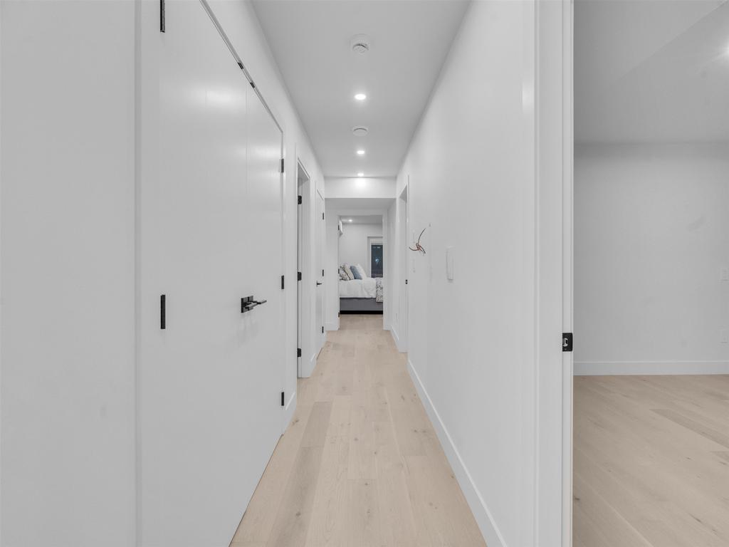 Listing Image for R3092997