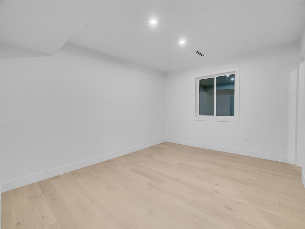 Listing Image for R3092997