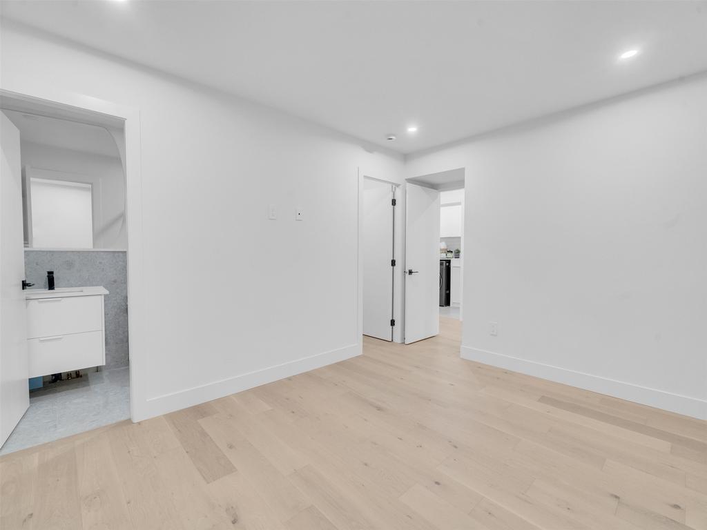 Listing Image for R3092997