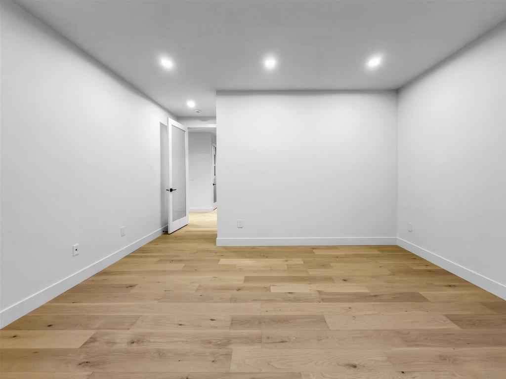 Listing Image for R3092997