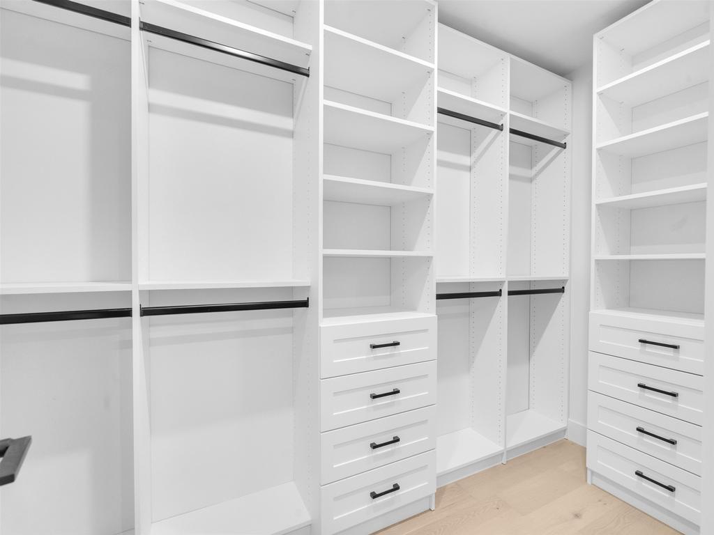 Listing Image for R3092997