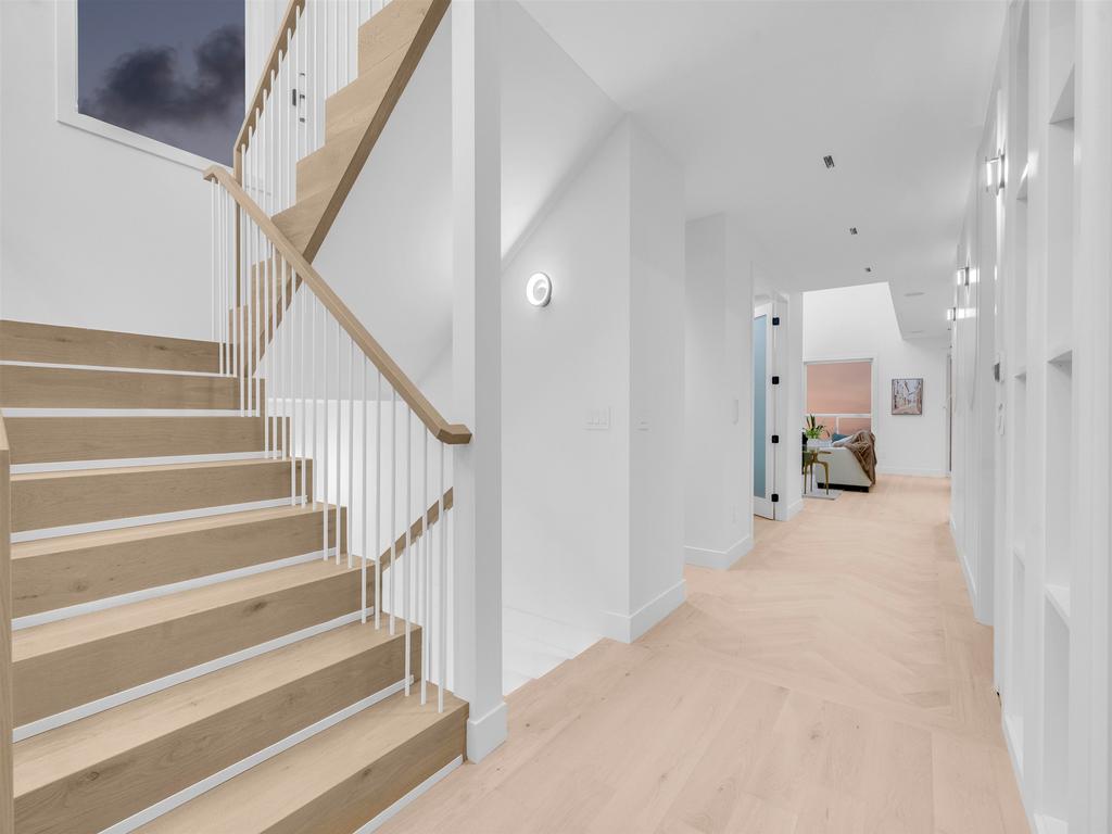 Listing Image for R3092997