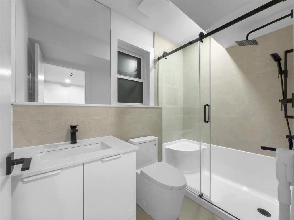 Listing Image for R3092997