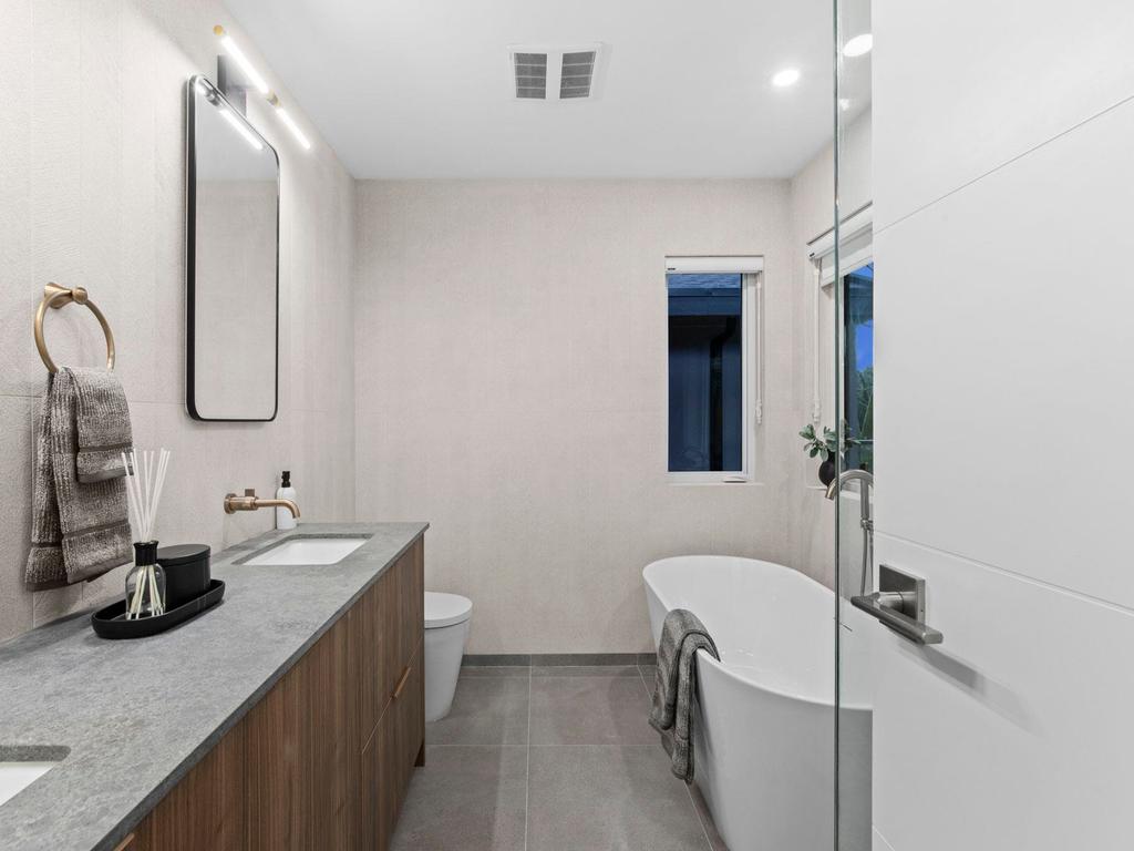 Listing Image for R3093010