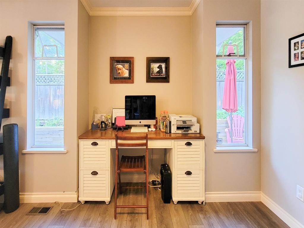 Listing Image for R3093076