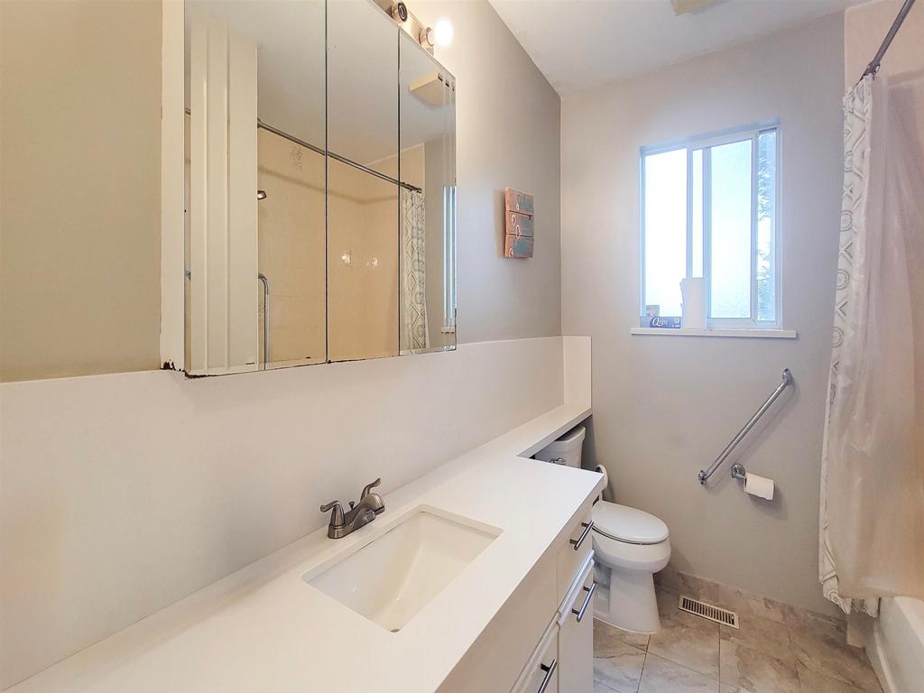 Listing Image for R3093076