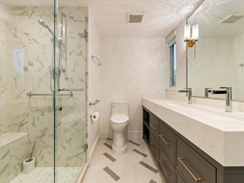 Listing Image for R3093082