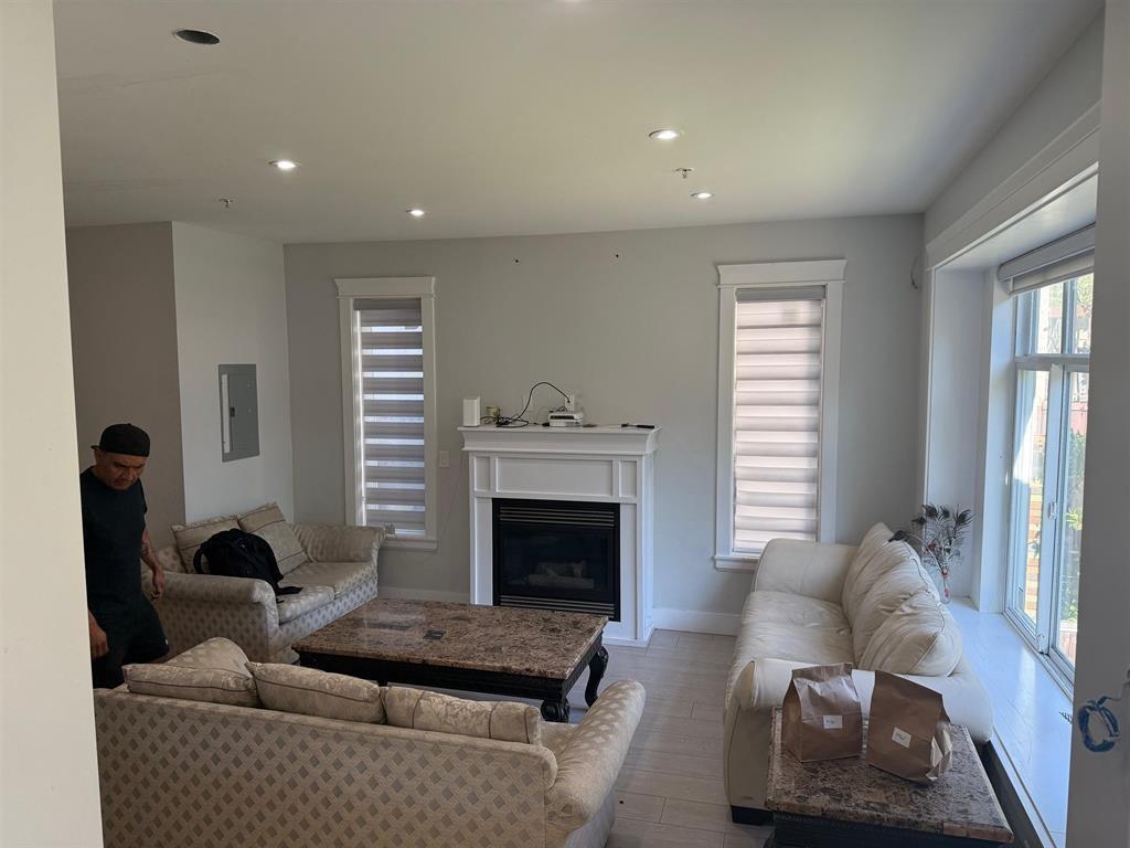 Listing Image for R3093105