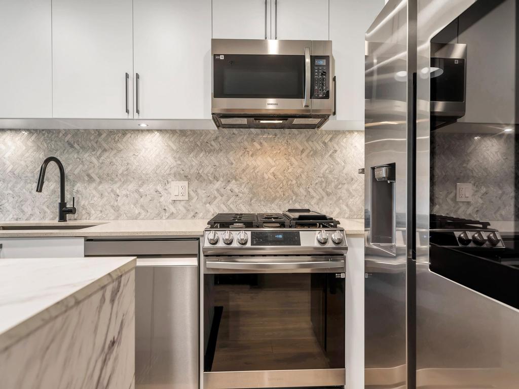 Listing Image for R3093159