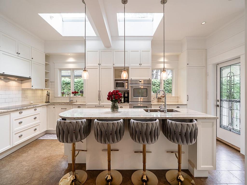 Listing Image for R3093177