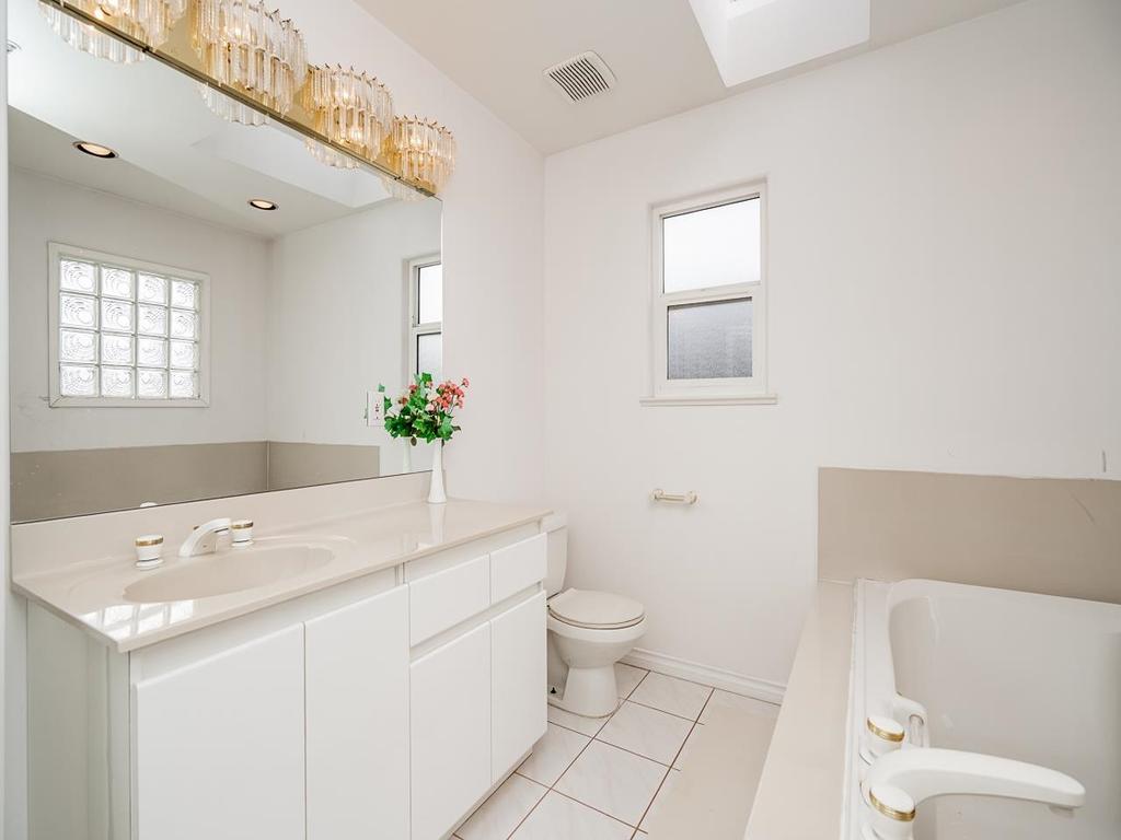 Listing Image for R3093179