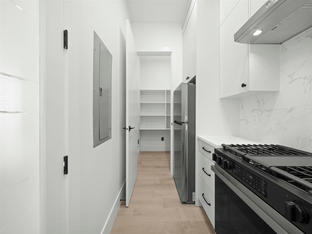 Listing Image for R3093231