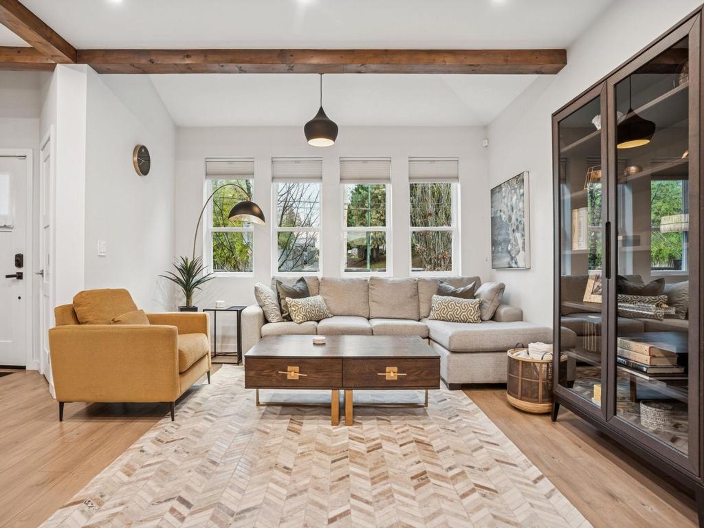 Listing Image for R3093252