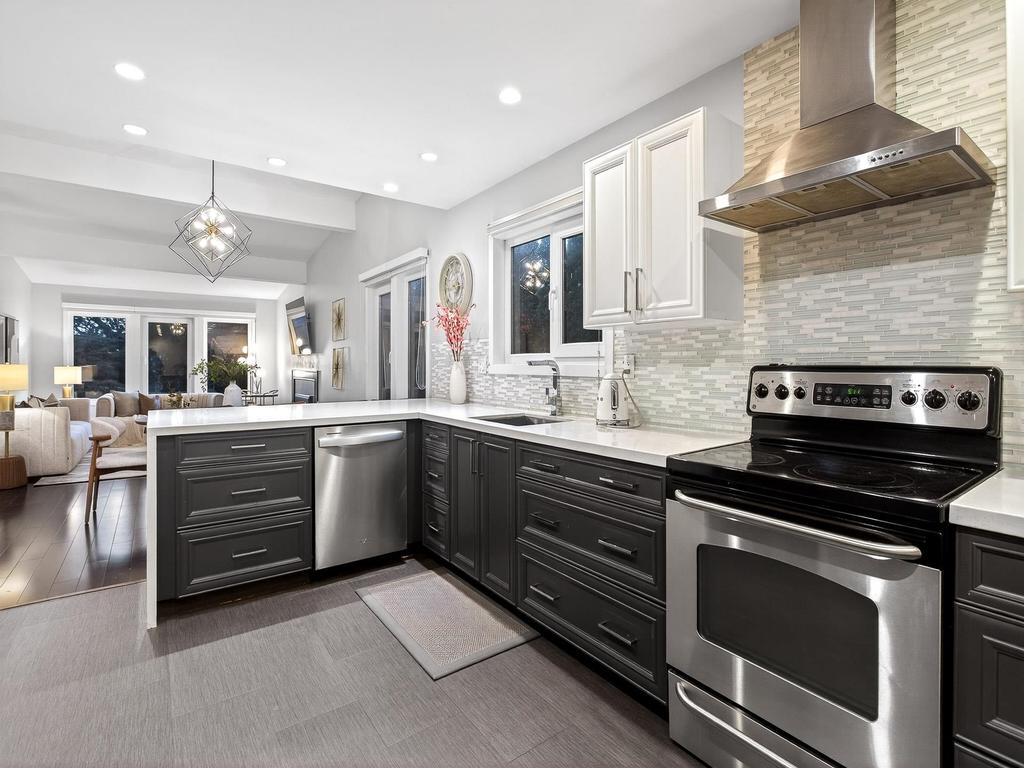 Listing Image for R3093275