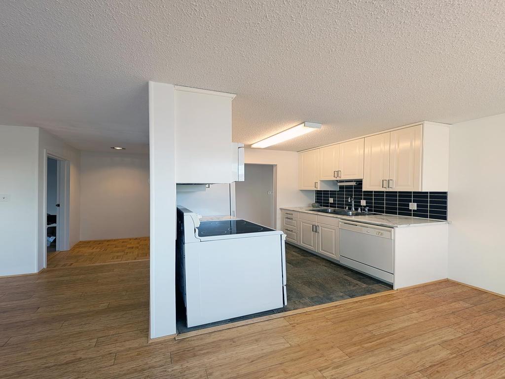 Listing Image for R3093330