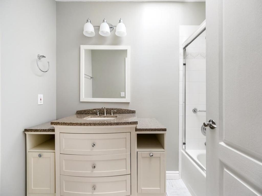 Listing Image for R3093336