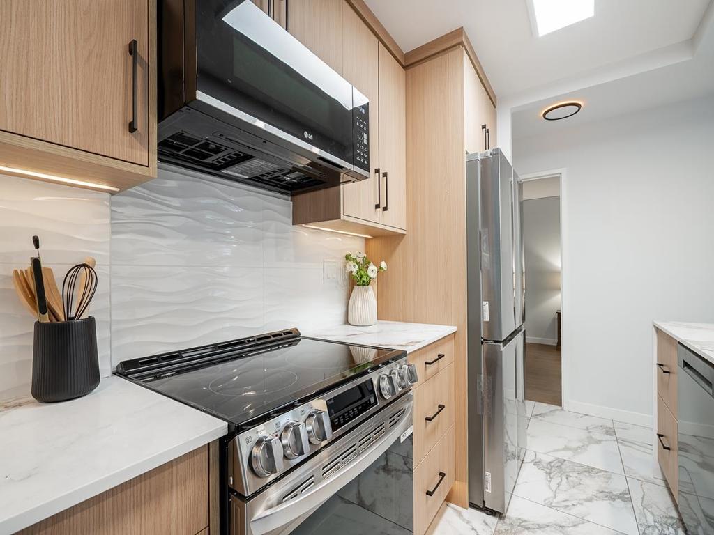 Listing Image for R3093342