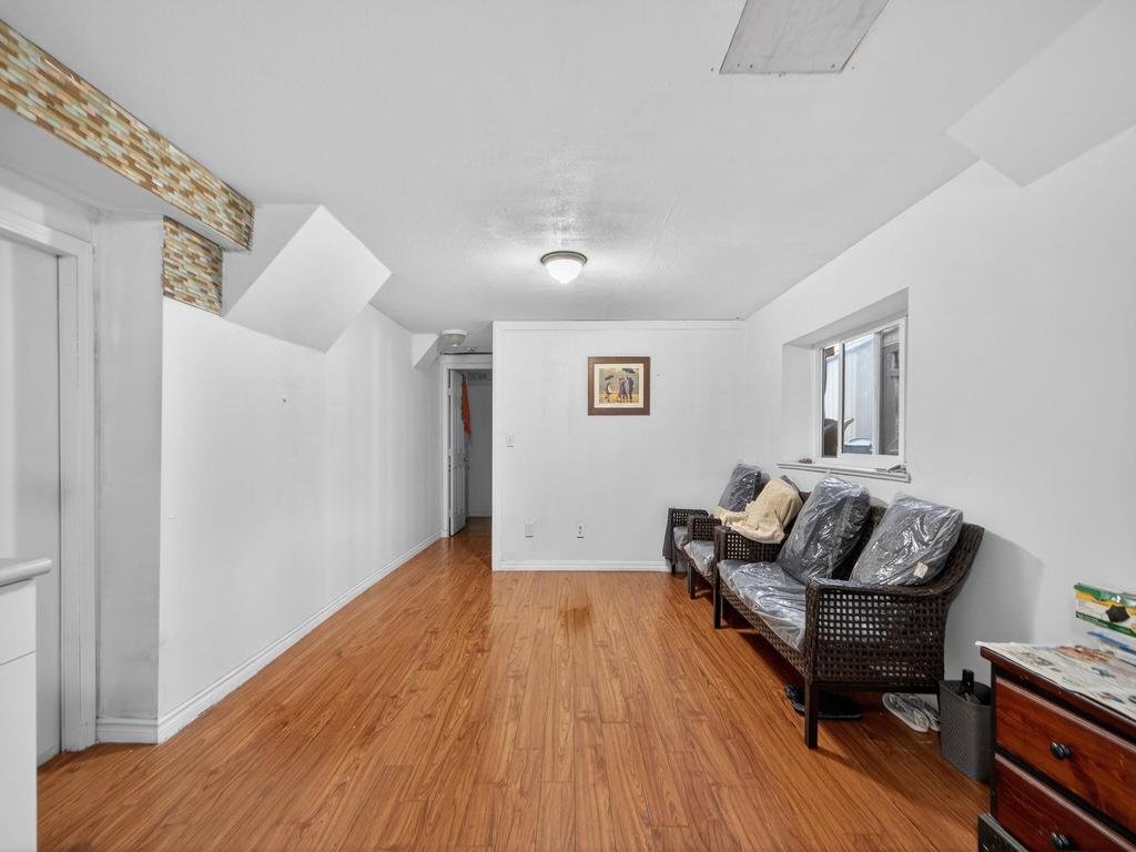 Listing Image for R3093358