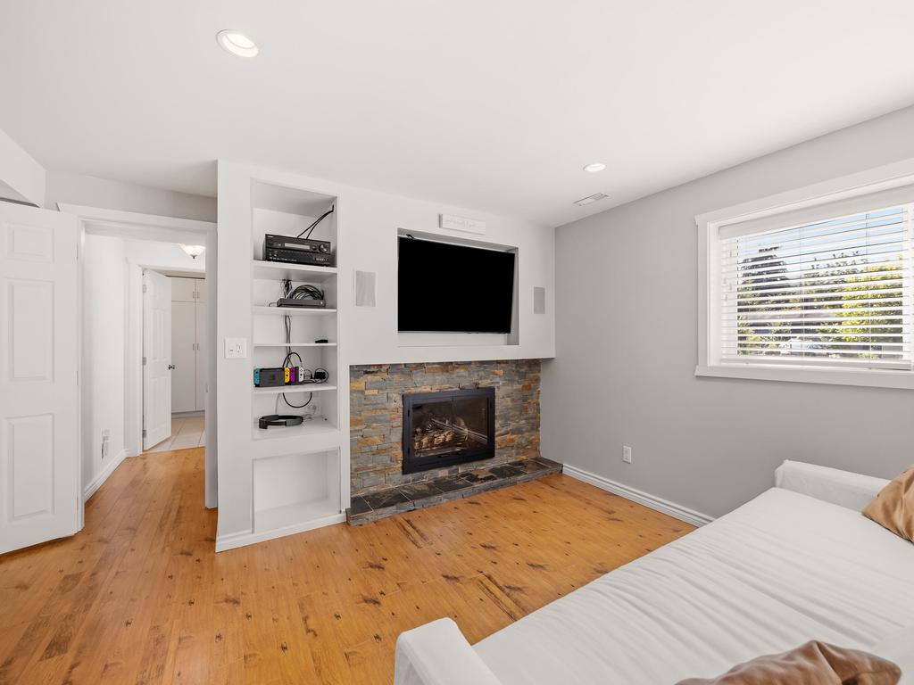 Listing Image for R3093383