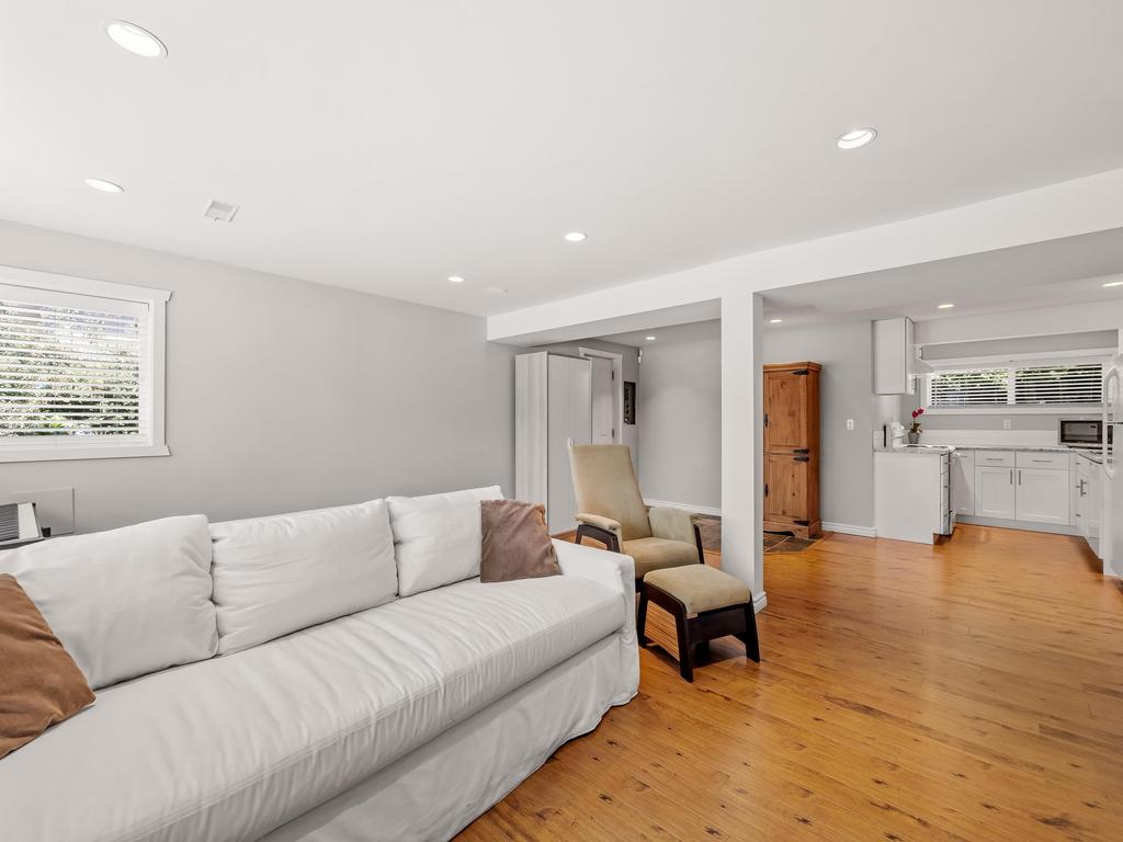 Listing Image for R3093383