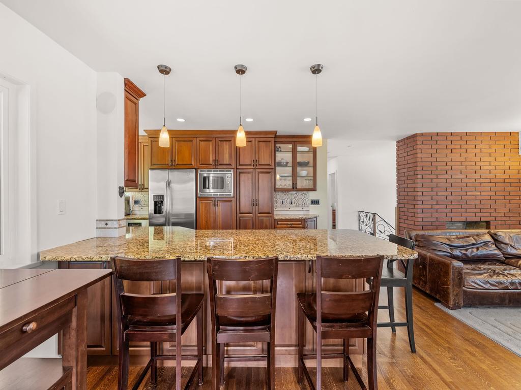 Listing Image for R3093383