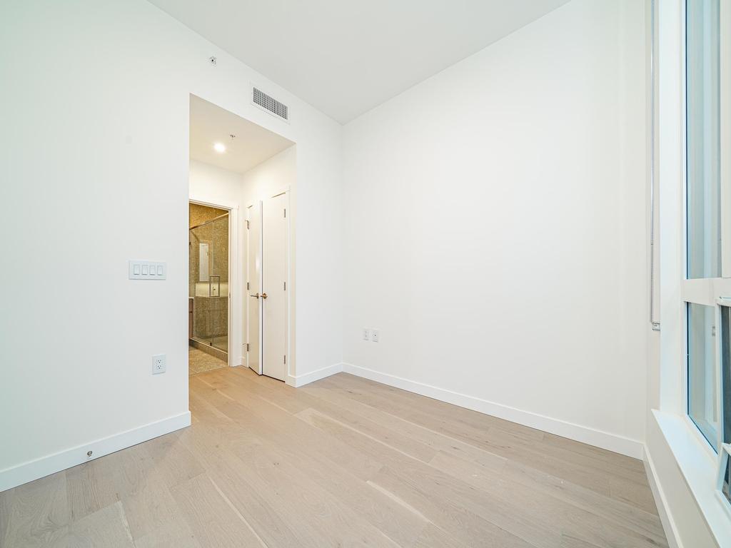 Listing Image for R3093392