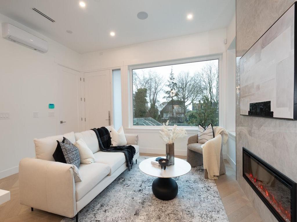 Listing Image for R3093409