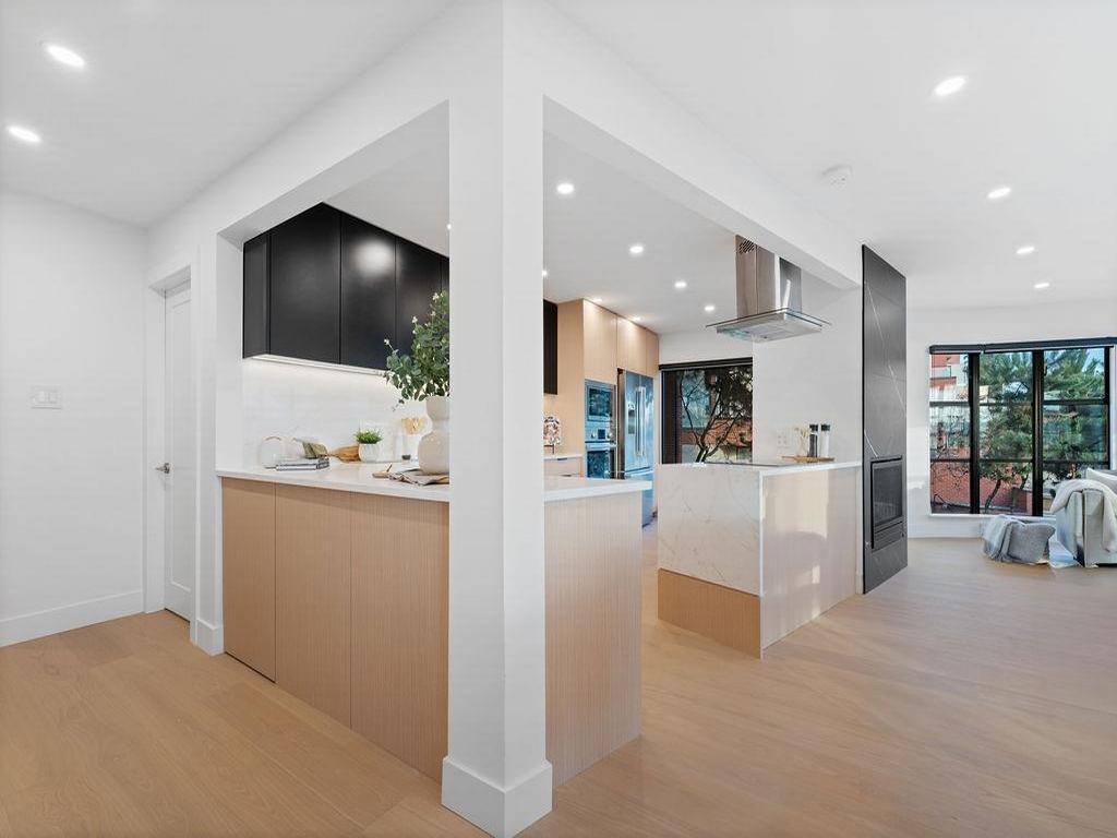 Listing Image for R3093536