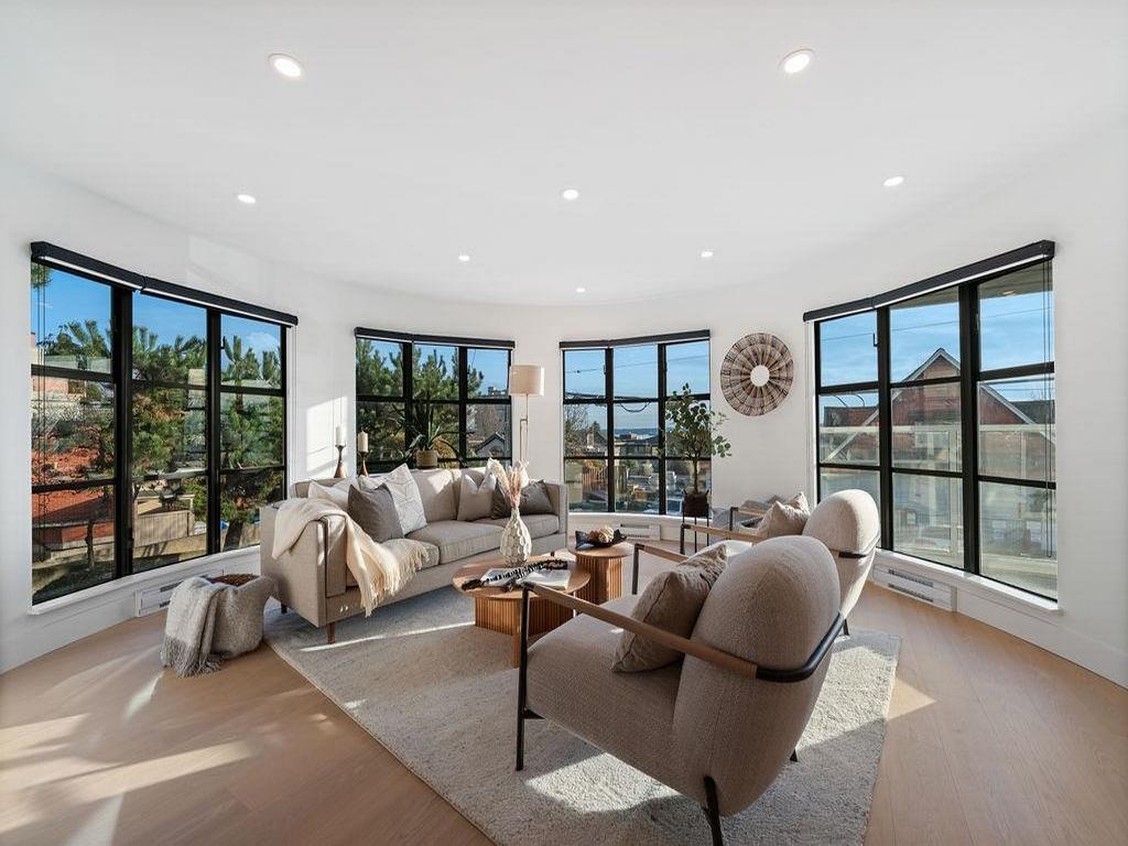 Listing Image for R3093536