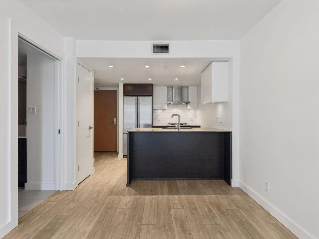 Listing Image for R3093554