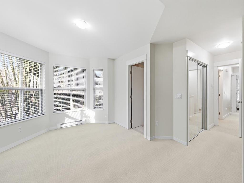 Listing Image for R3093584