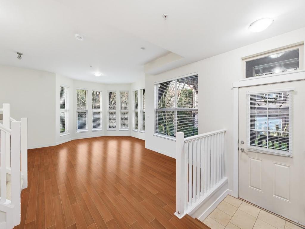 Listing Image for R3093584