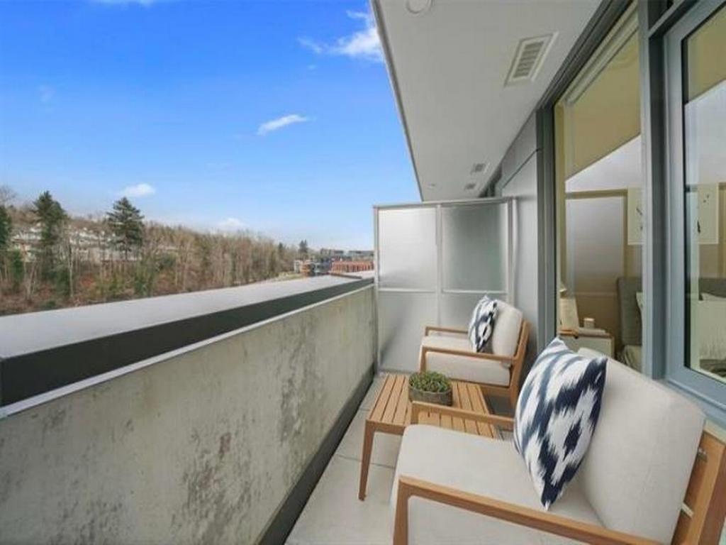 Listing Image for R3093585