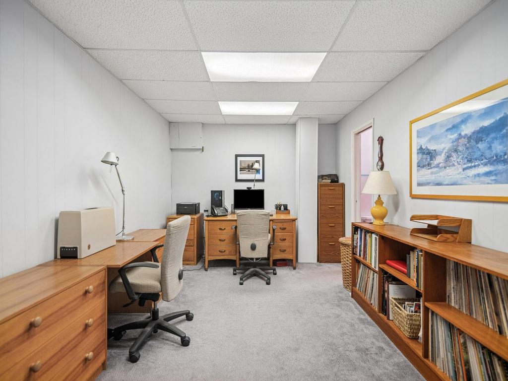 Listing Image for R3093594