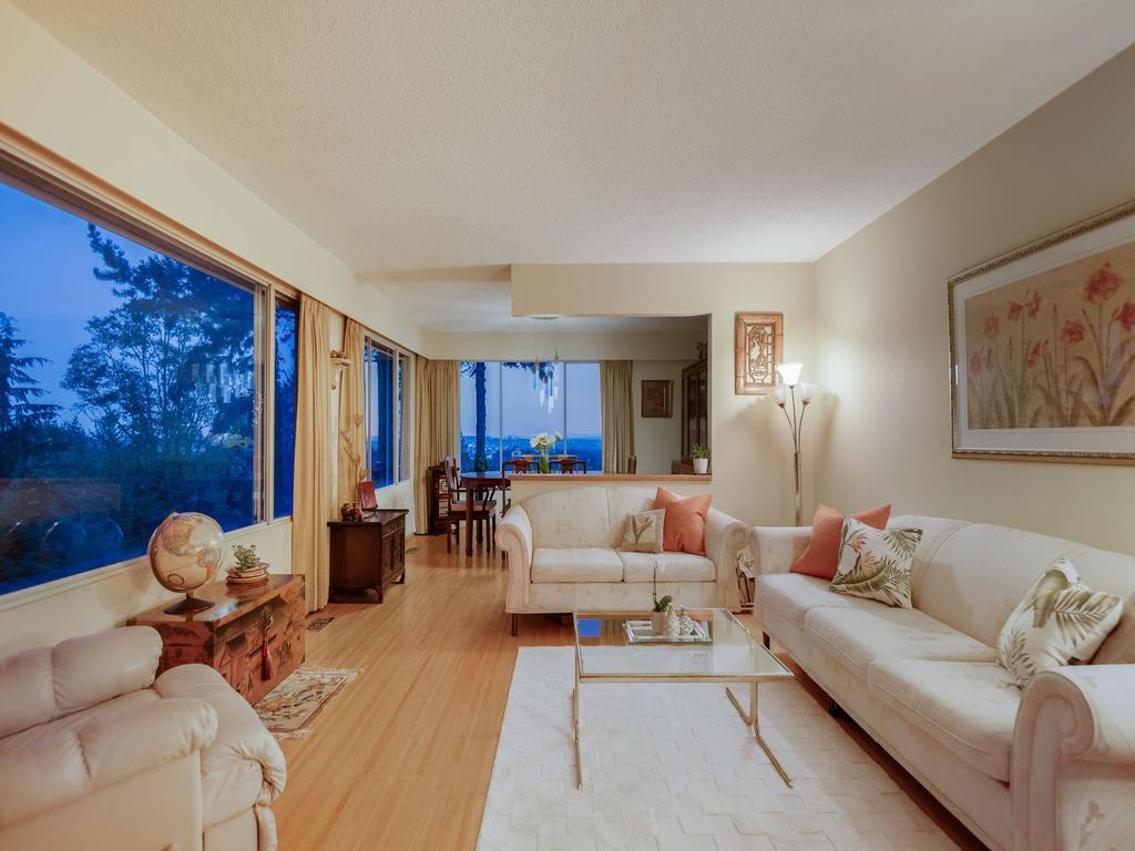 Listing Image for R3093594