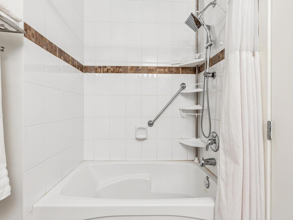 Listing Image for R3093598