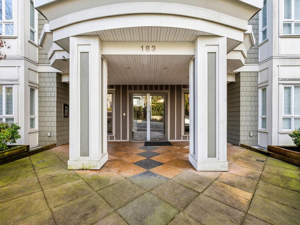 Listing Image for R3093598