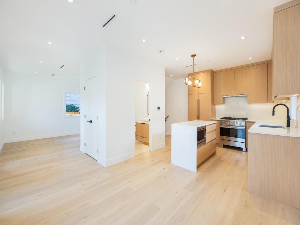 Listing Image for R3093601