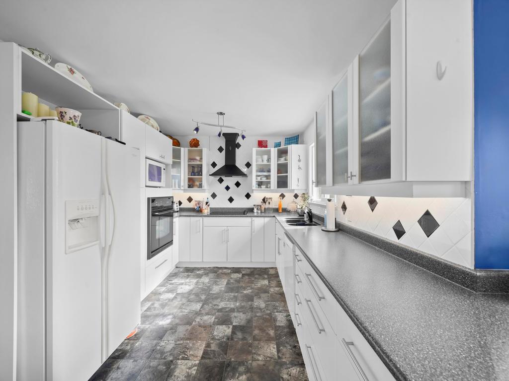 Listing Image for R3093648