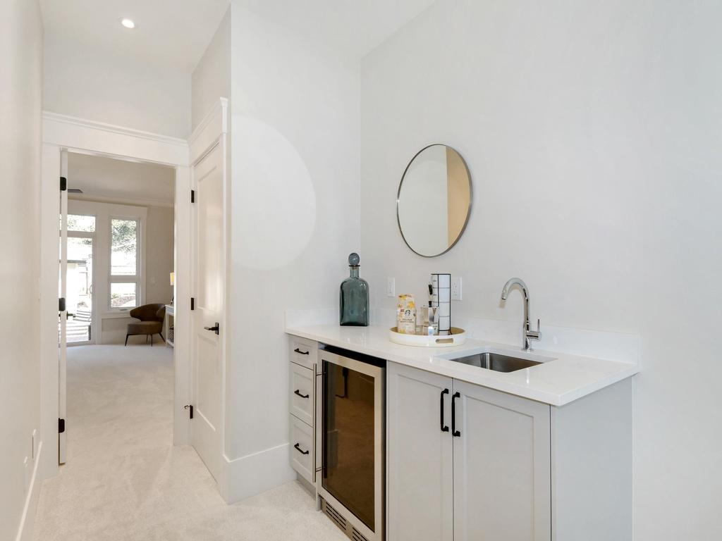 Listing Image for R3093671