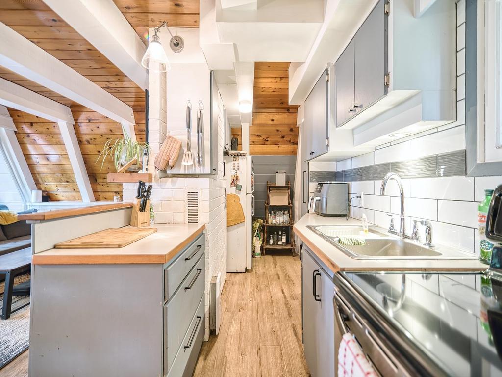 Listing Image for R3093673