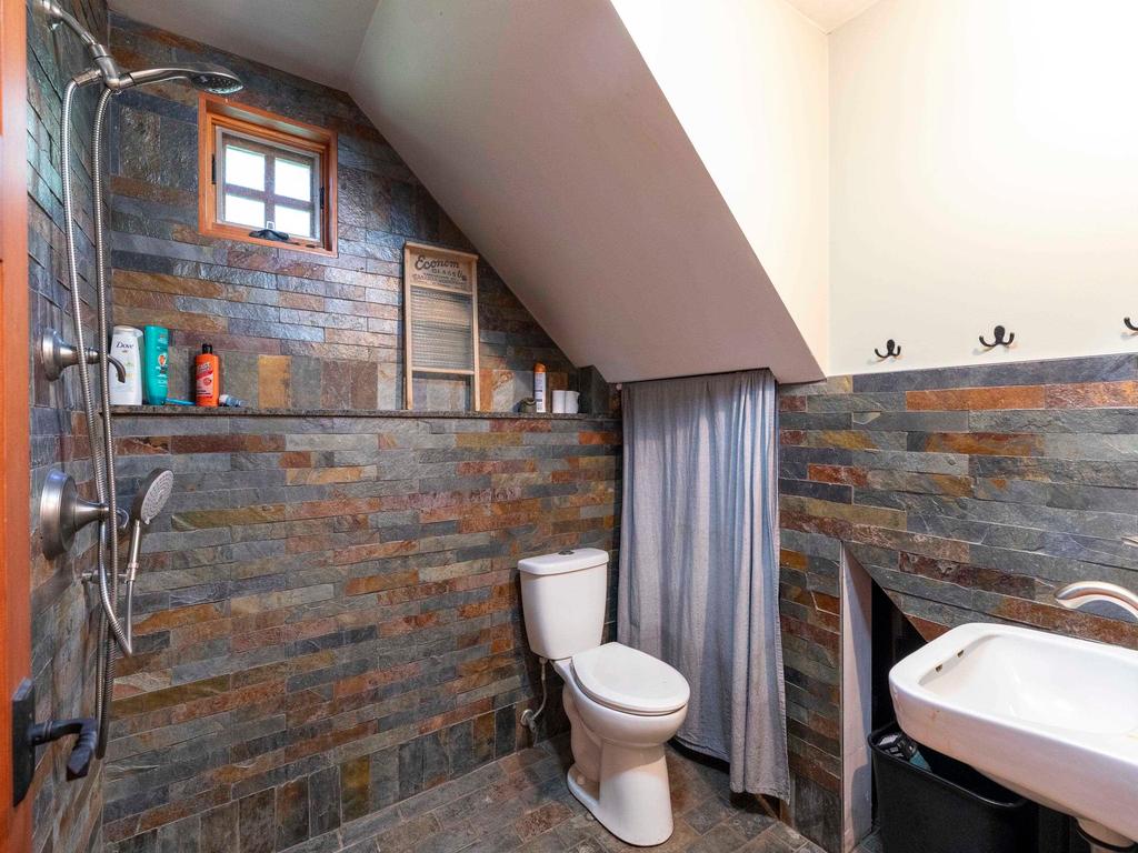 Listing Image for R3093684