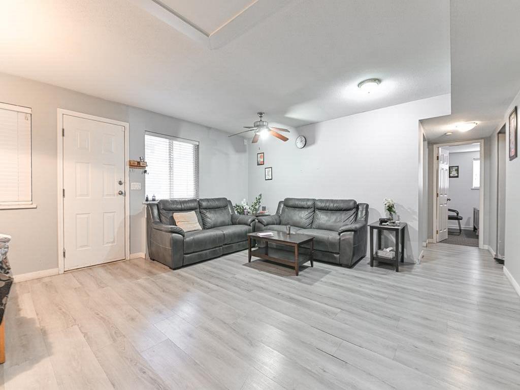 Listing Image for R3093716