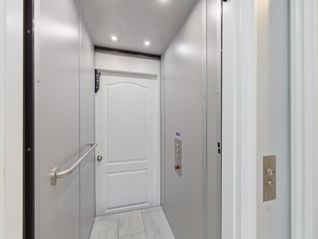 Listing Image for R3093718