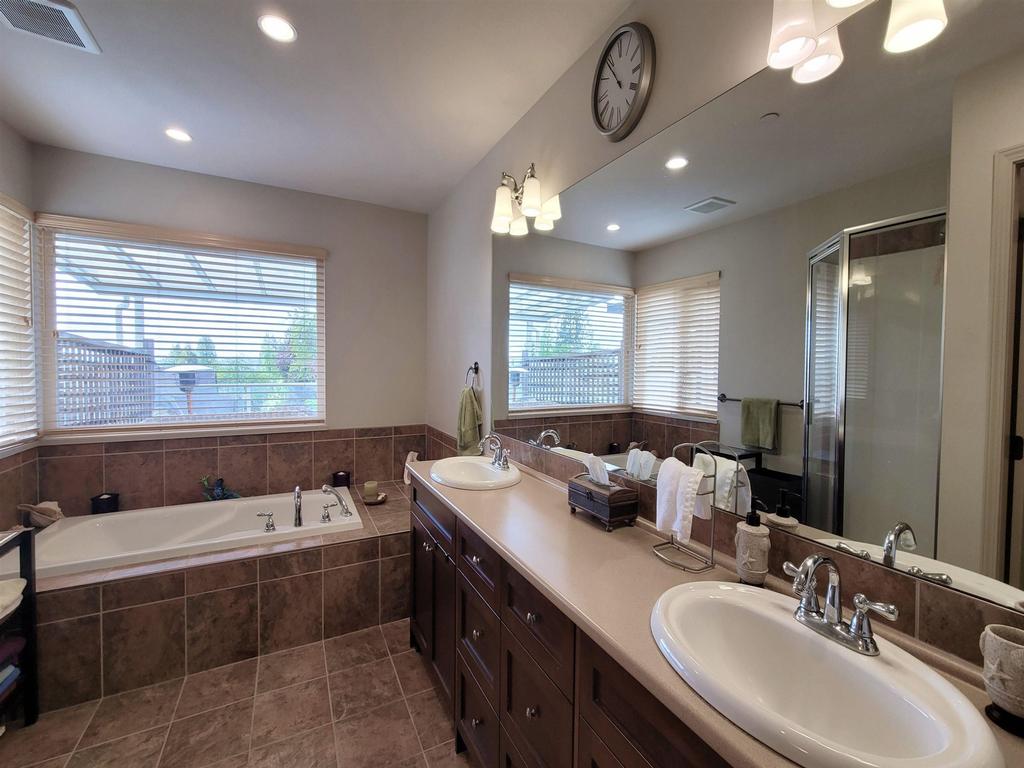 Listing Image for R3093762