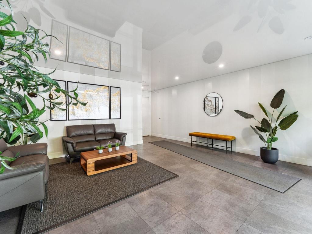 Listing Image for R3093790