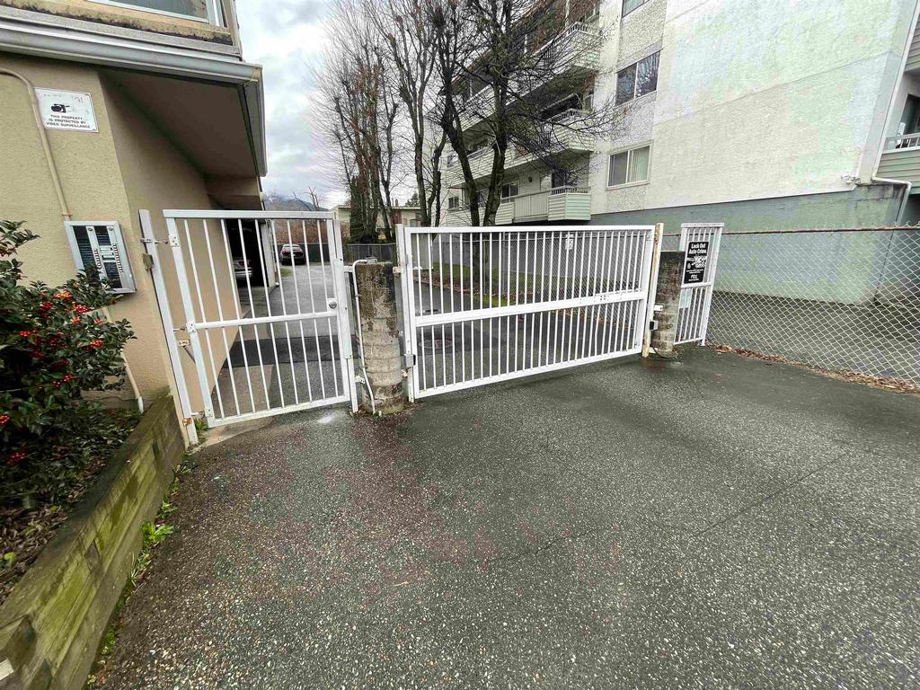 Listing Image for R3093823