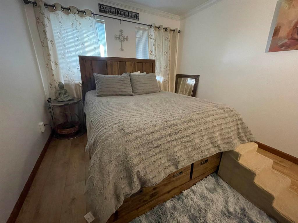 Listing Image for R3093823