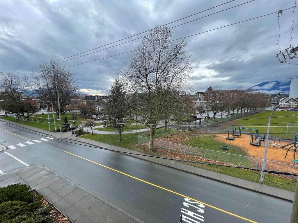 Listing Image for R3093823